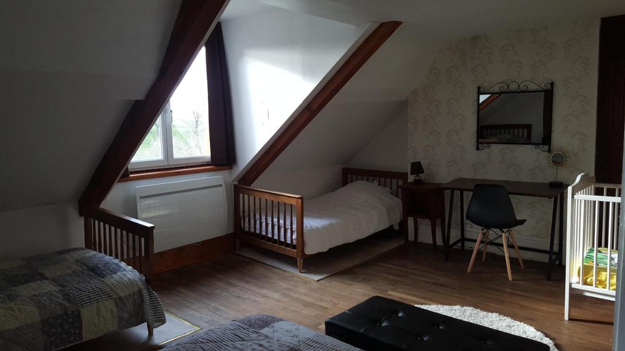 Gite 3 Du Chateau De Feschaux Villeneuve-sous-Pymont Екстер'єр фото