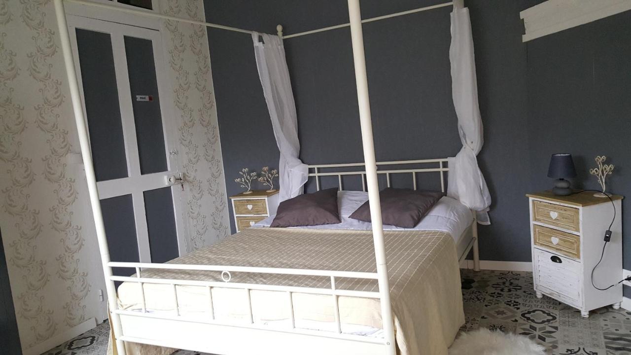 Gite 3 Du Chateau De Feschaux Villeneuve-sous-Pymont Екстер'єр фото